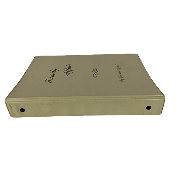 Family Affair Cookbook By Juanita Sparks Vintage 1985 Three-Ring Binder - Picture 2 of 12